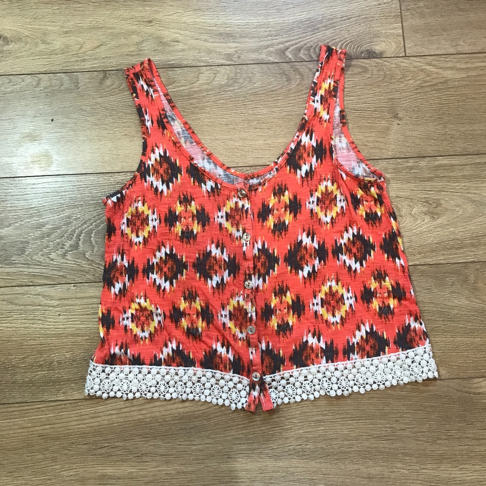 crop top